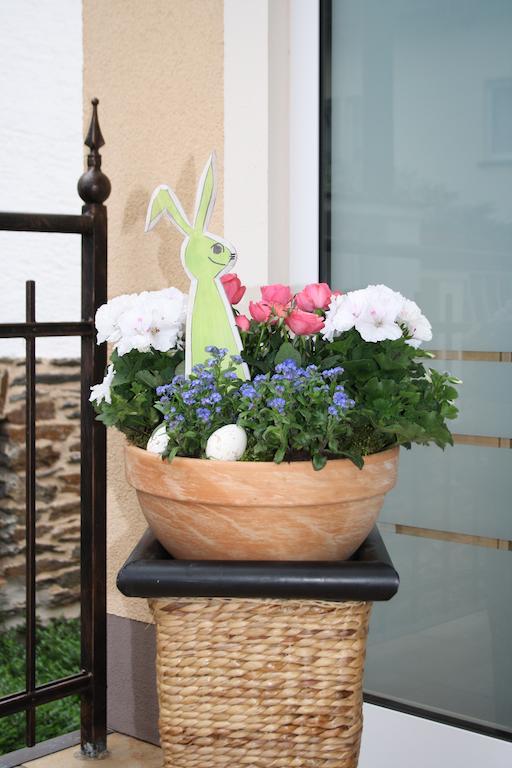 Weingut Goeres Hotel Briedel Exterior foto