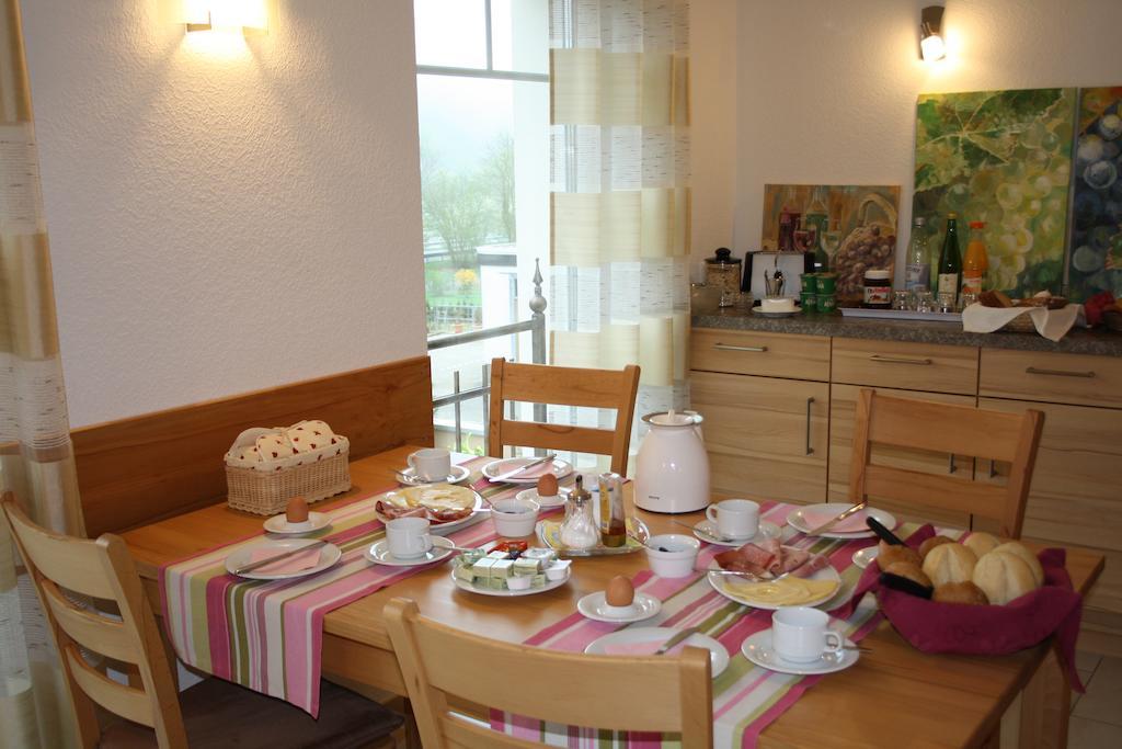 Weingut Goeres Hotel Briedel Cameră foto