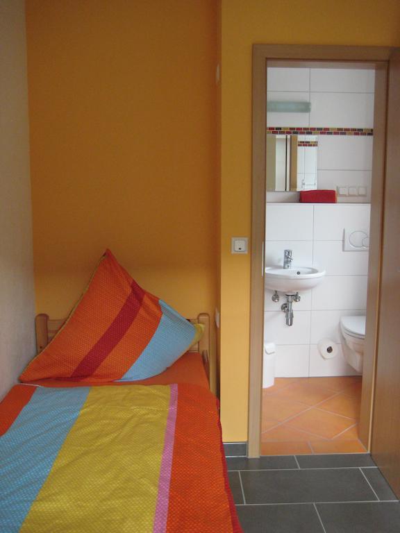 Weingut Goeres Hotel Briedel Cameră foto